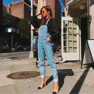WeWoreWhat Basic Straight Leg Jean Overalls in Light
Wash‎ Denim